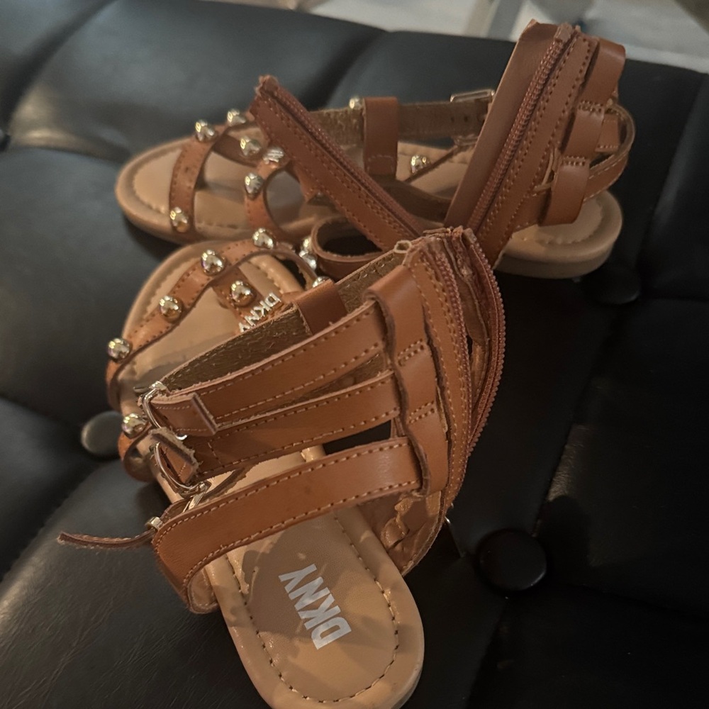 DKNY Tan Sandals with Gold Studs